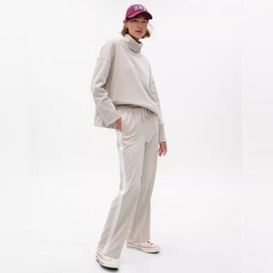 Gap Women's Seamed, Side Striped, Straight Leg Track Pants, Beige, Sz Tall Large